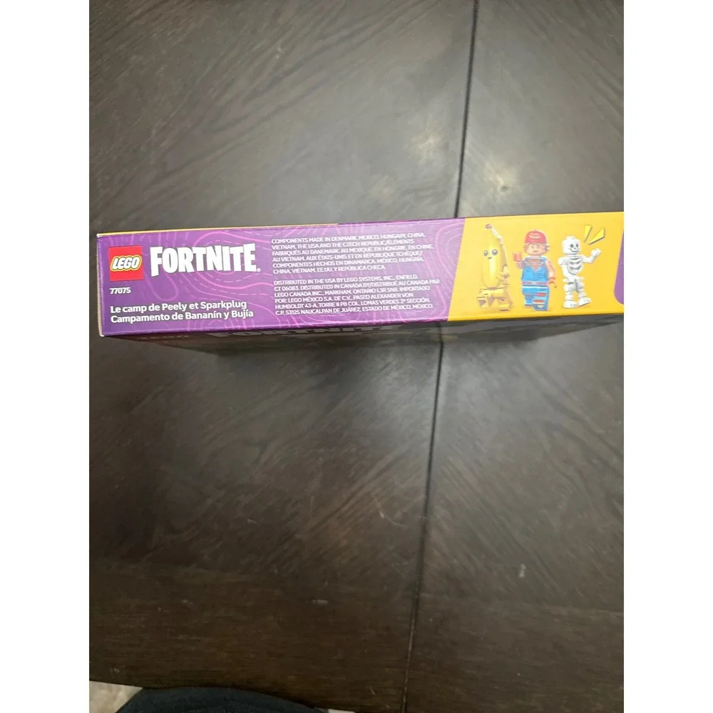 LEGO Fortnite Peely and Sparkplug's Camp Set‎ 77075 250 Pieces New Sealed